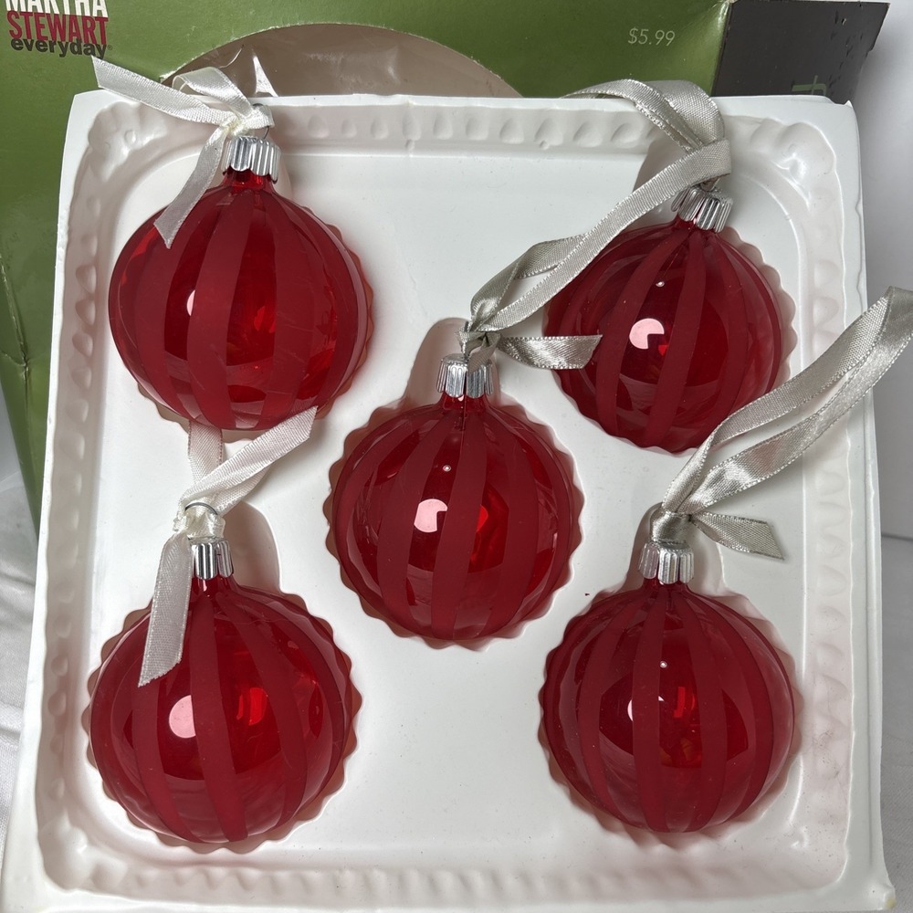 VTG Martha Stewart Christmas 5 Glass Ornaments Red Striped Ribbon Winter Jubilee